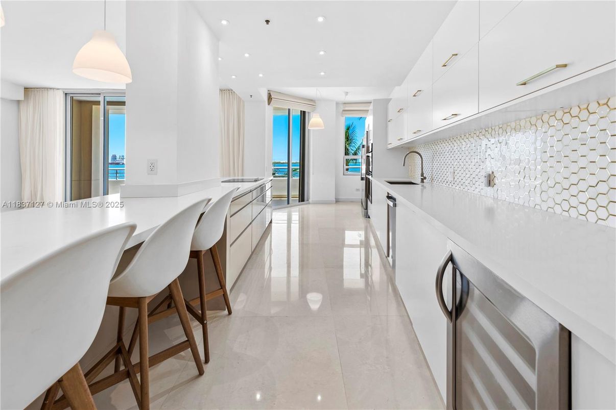 Interior, Kitchen, Pendant Lights, Recessed Lighting