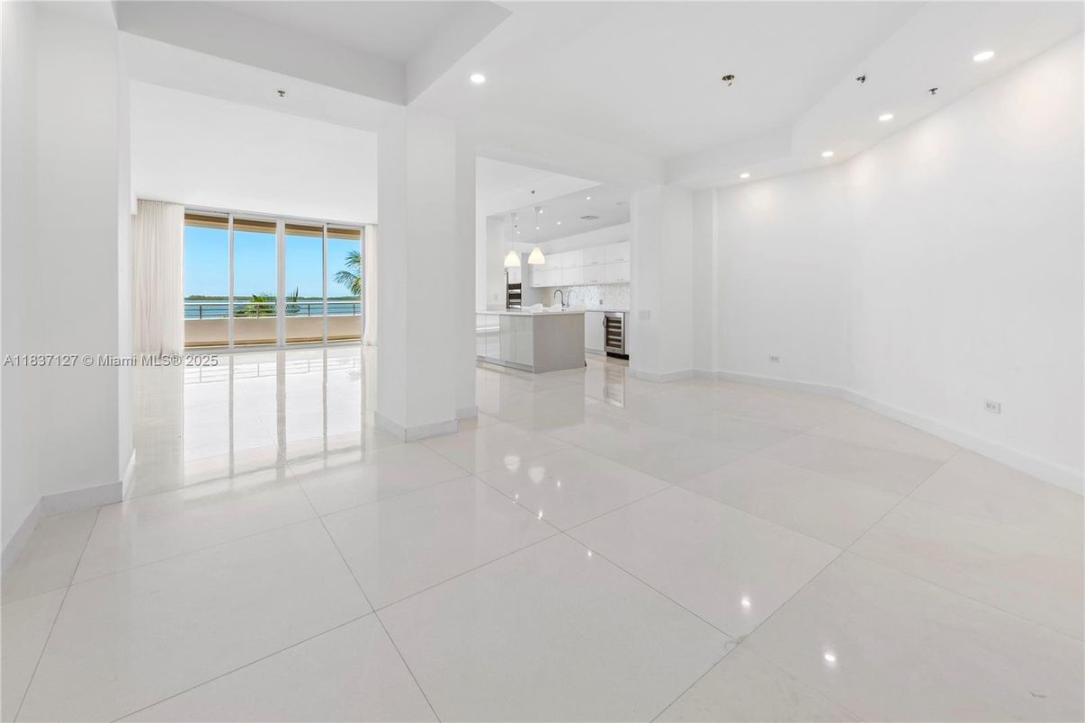 Empty room, Interior, Kitchen, Pendant Lights, Recessed Lighting, Water