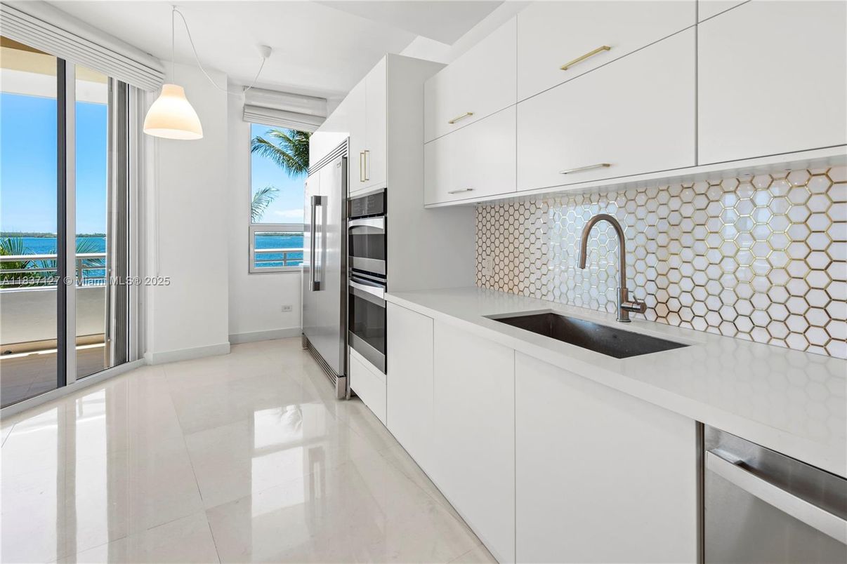 Interior, Kitchen, Pendant Lights, Stainless Steel Appliances, Water