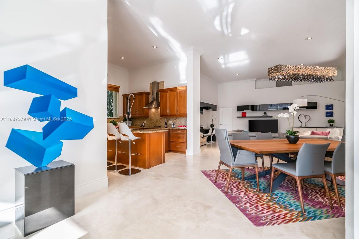 Dining room, Interior, Kitchen, Recessed Lighting