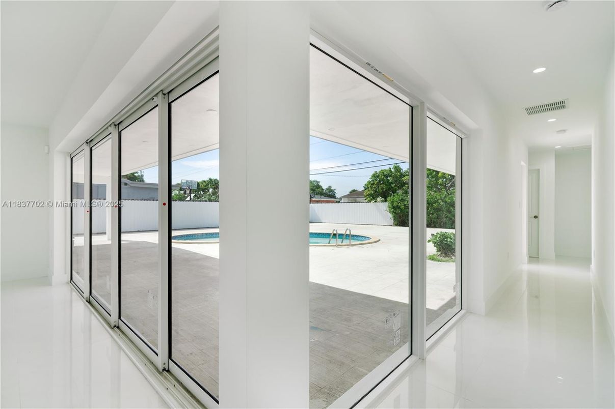 Interior, Pool, Recessed Lighting