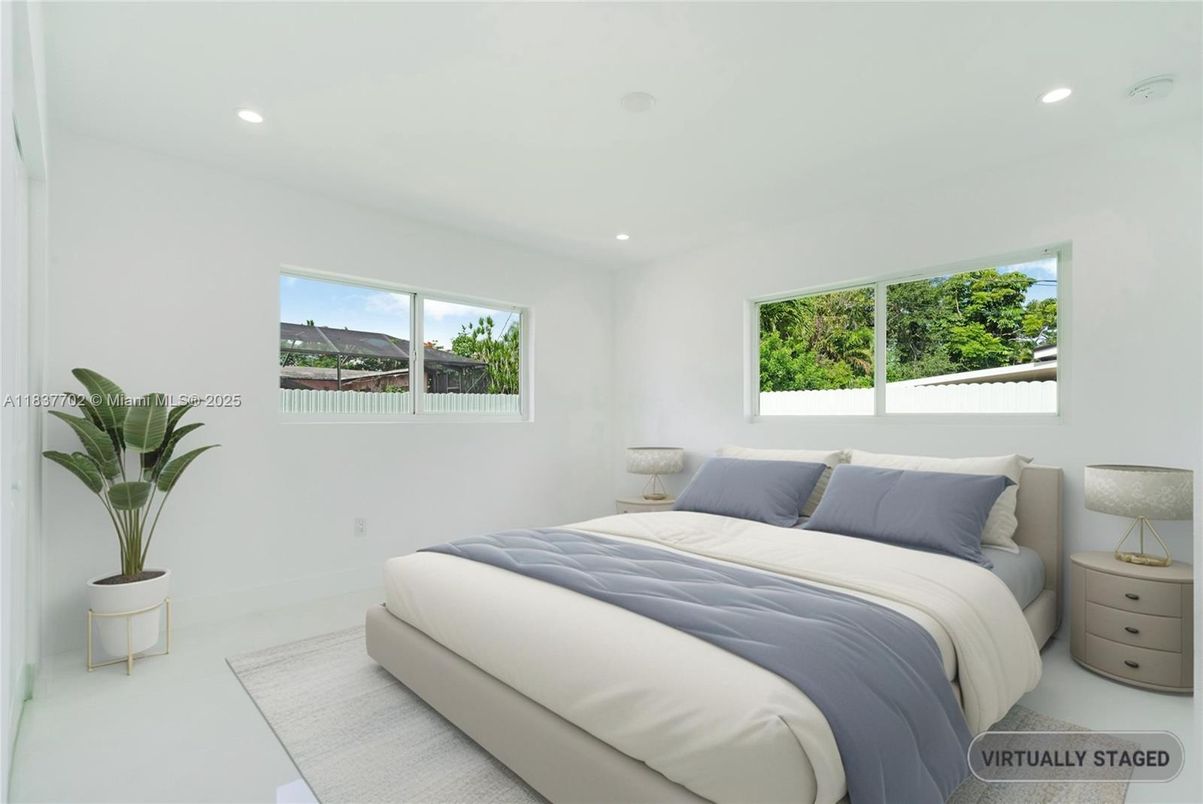 Bedroom, Interior, Recessed Lighting