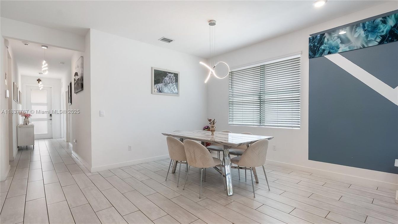 Dining room, Interior, Pendant Lights, Recessed Lighting, Wood Texture Flooring
