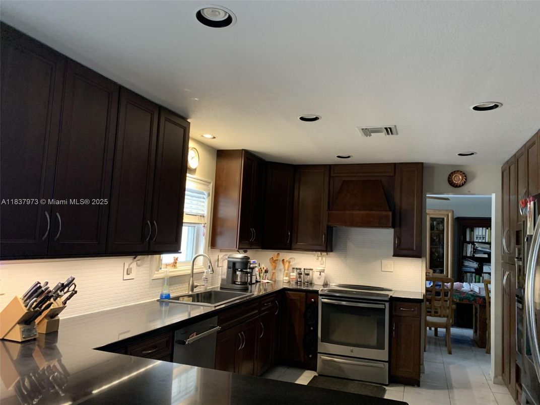 Interior, Kitchen, Recessed Lighting