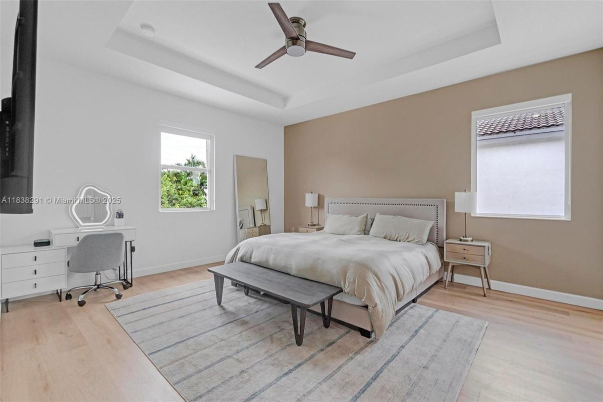 Bedroom, Home Office, Interior, Wood Texture Flooring