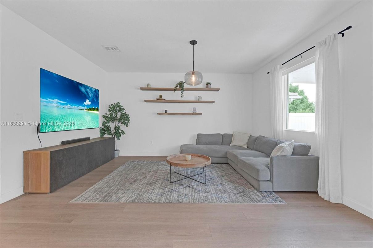 Interior, Living room, Pendant Lights, Wood Texture Flooring