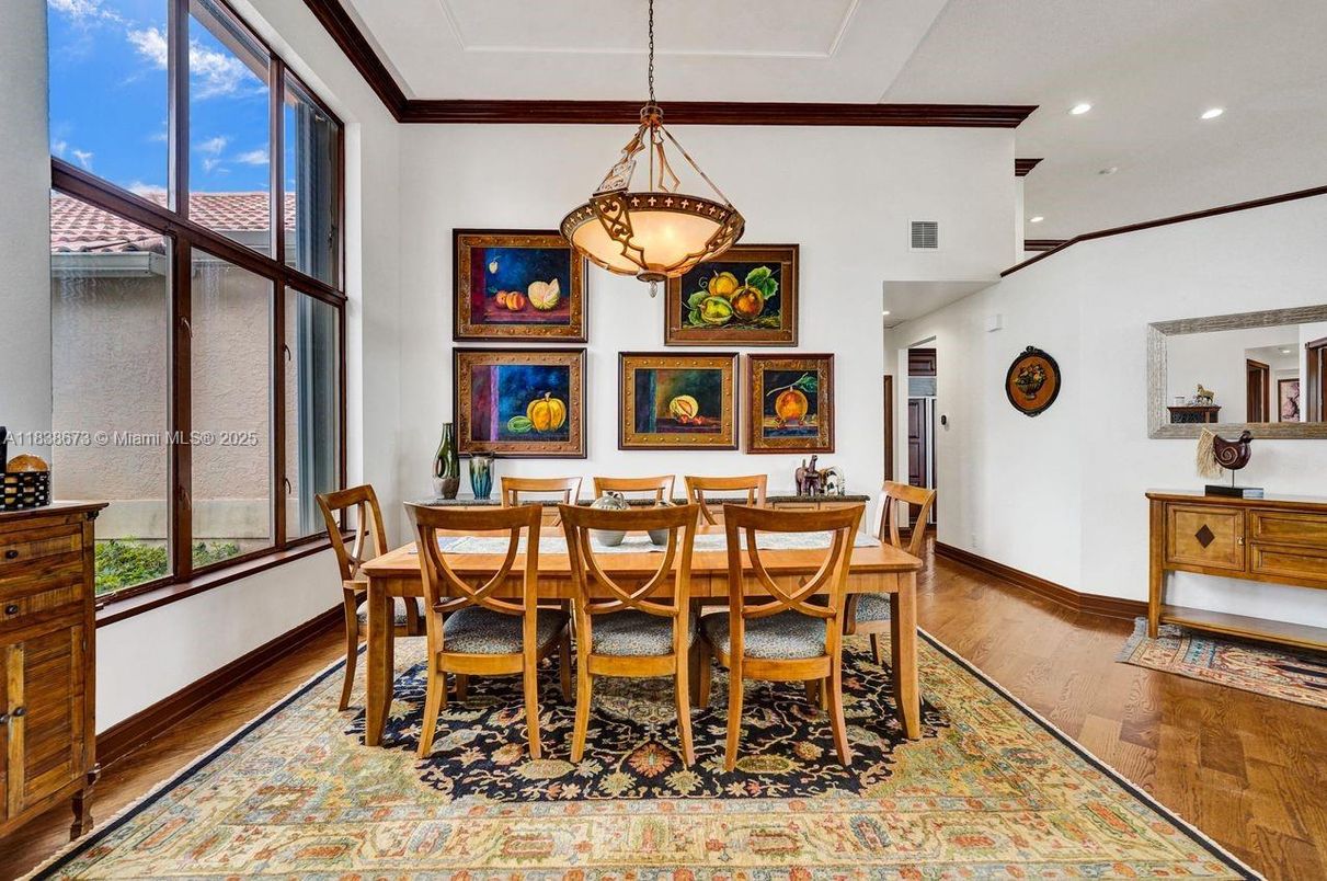 Dining room, Interior, Pendant Lights, Recessed Lighting, Wood Texture Flooring