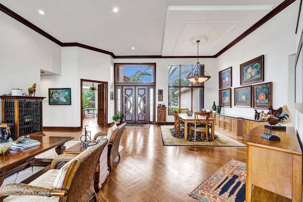 Dining room, Interior, Pendant Lights, Recessed Lighting, Wood Texture Flooring