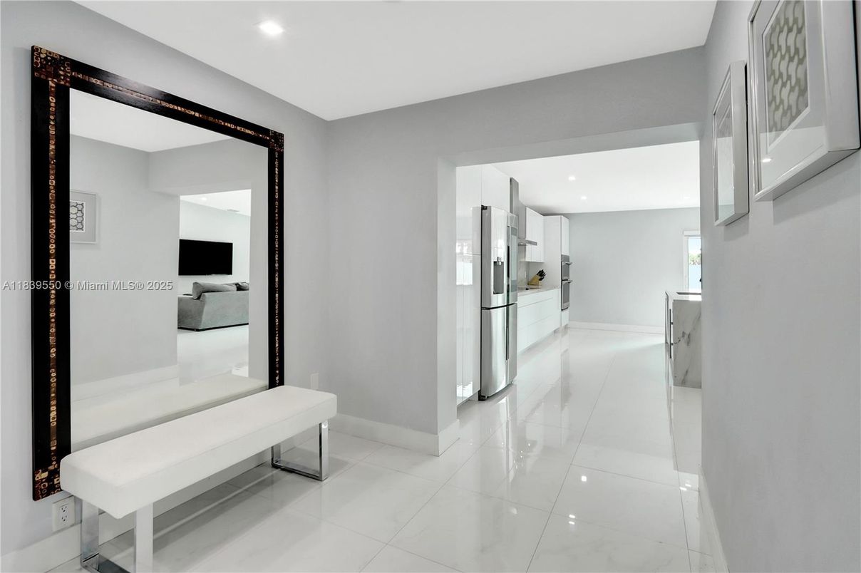 Interior, Kitchen, Recessed Lighting