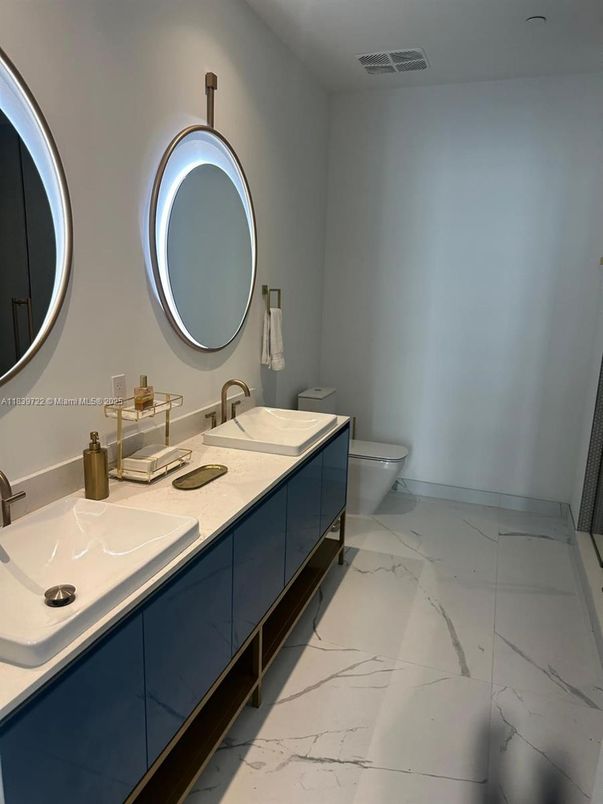 Bathroom, Dual Sink Vanities, Interior, Marble