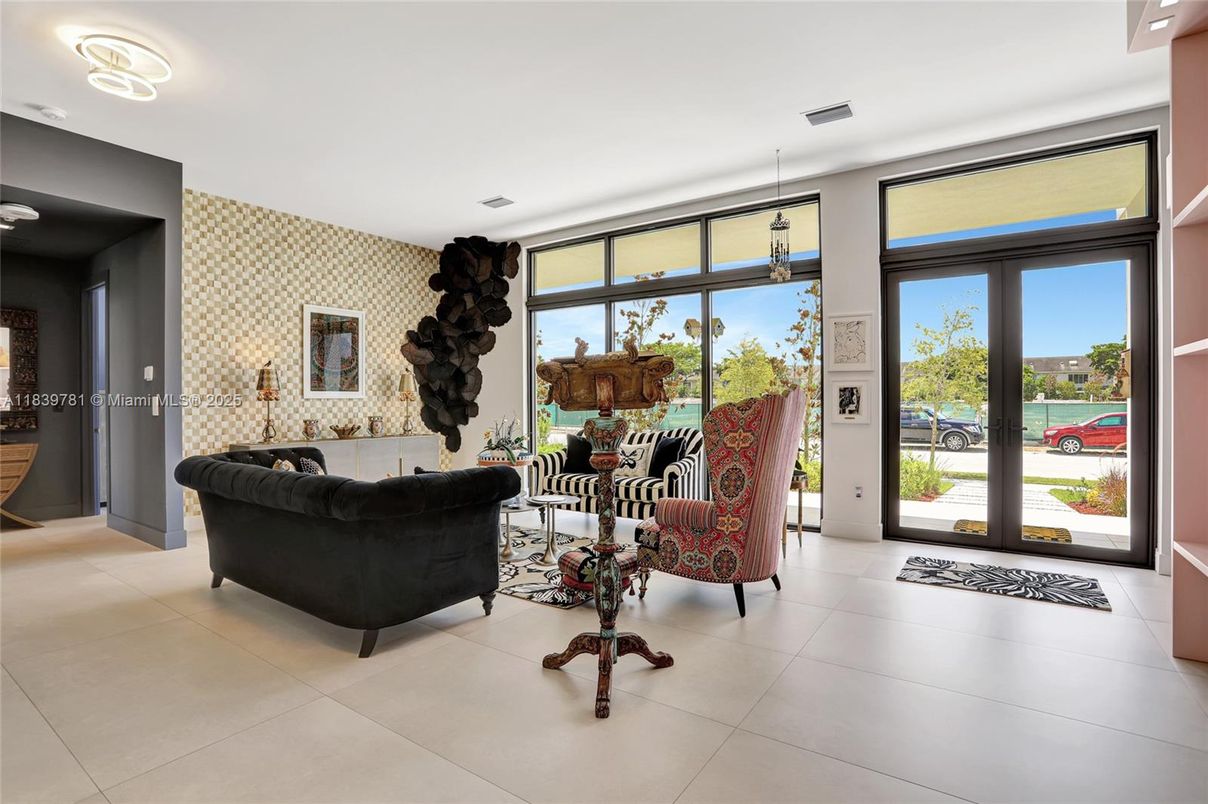 Interior, Living room, Pendant Lights