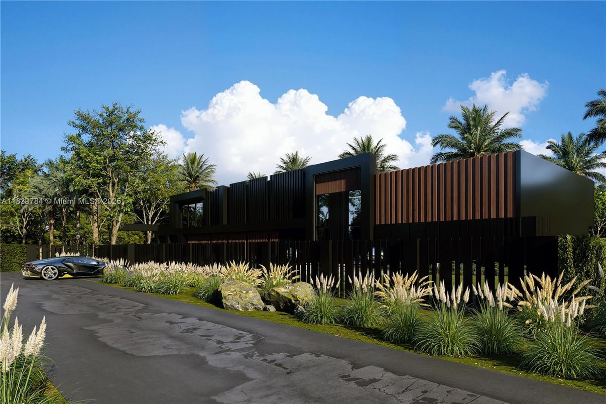 Exterior, Facade, Modern