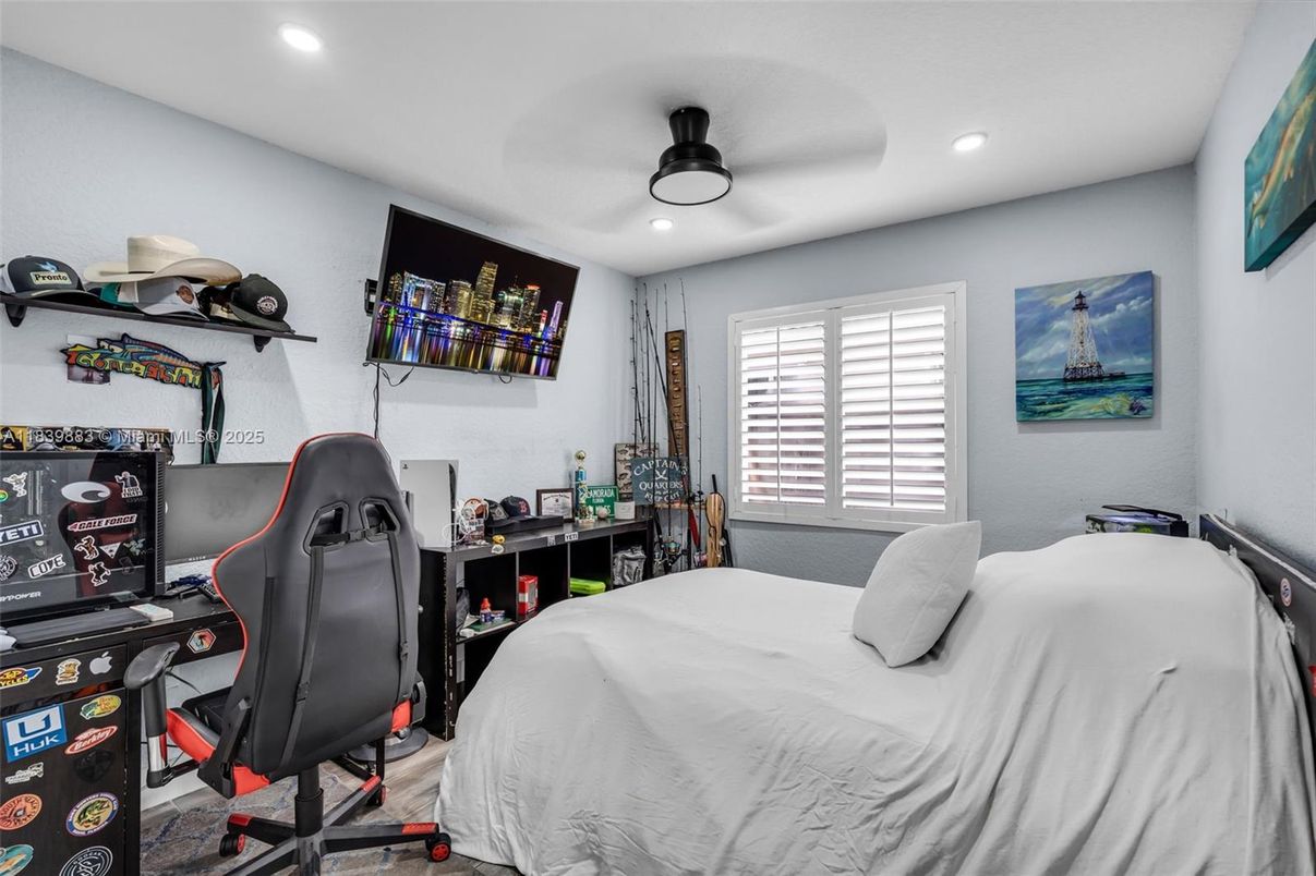 Bedroom, Home Office, Interior, Recessed Lighting