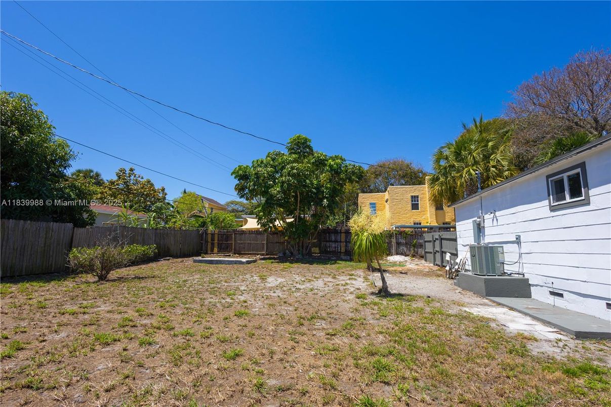 Backyard, Exterior