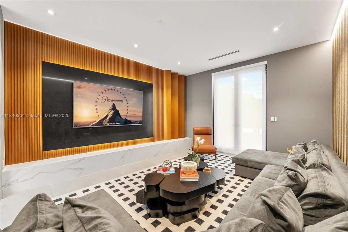 Interior, Living room, Recessed Lighting