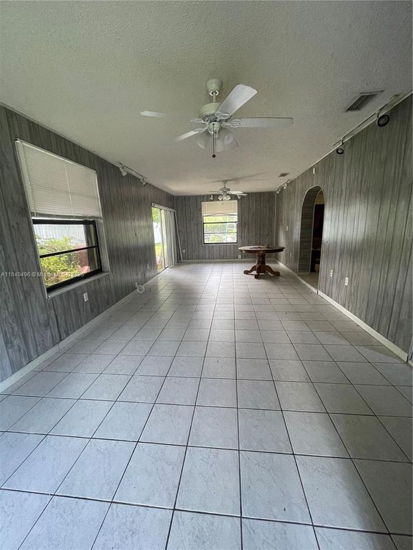 Empty room, Interior, Wooden Walls