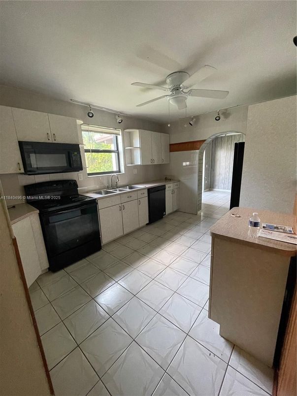 Interior, Kitchen