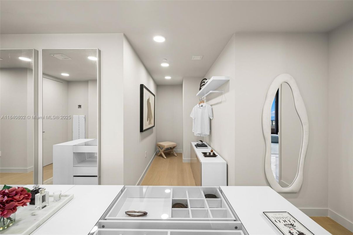 Interior, Recessed Lighting