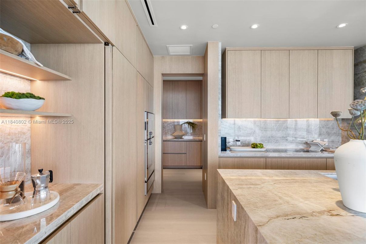 Interior, Kitchen, Recessed Lighting