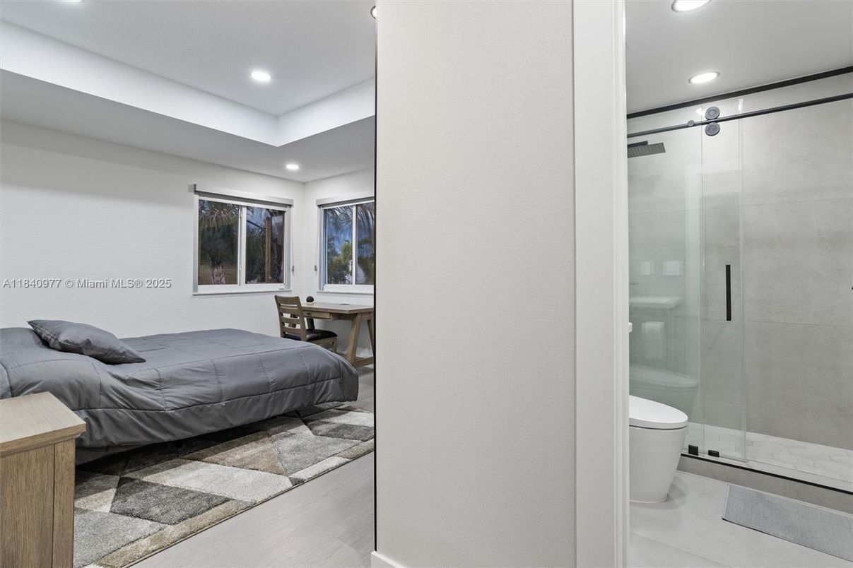 Bathroom, Bedroom, Glass Shower, Interior, Recessed Lighting