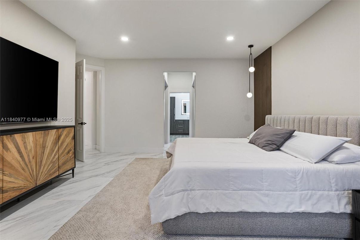 Bedroom, Interior, Marble, Pendant Lights, Recessed Lighting