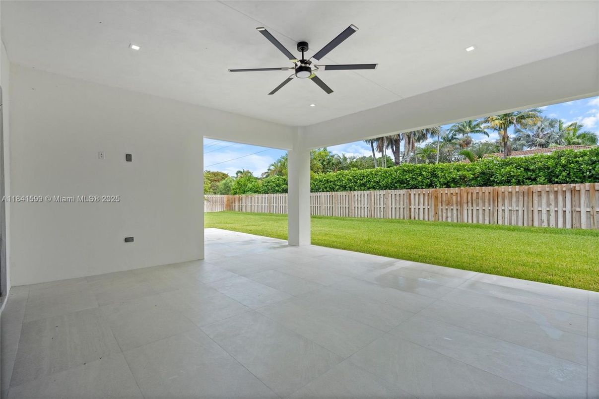 Backyard, Exterior, Recessed Lighting