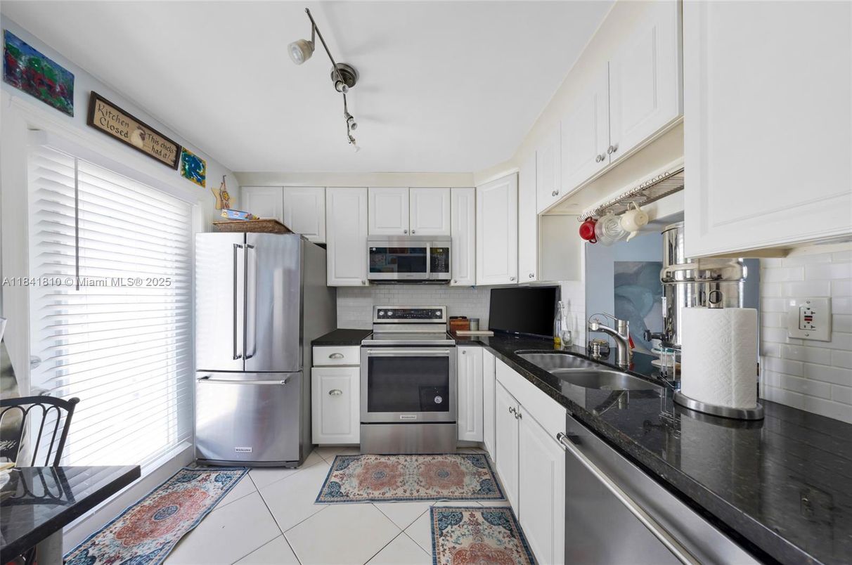 Interior, Kitchen, Stainless Steel Appliances
