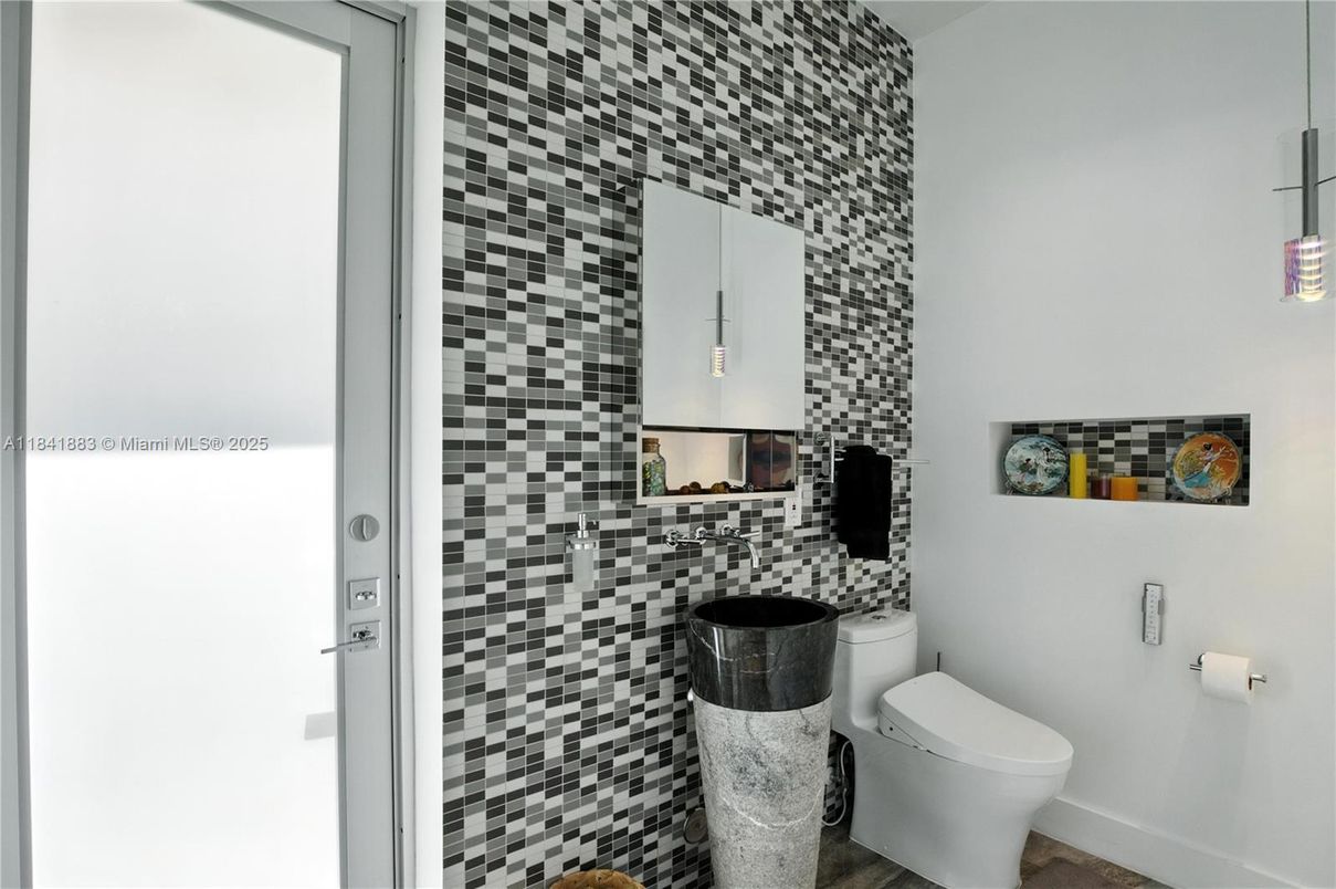 Bathroom, Interior