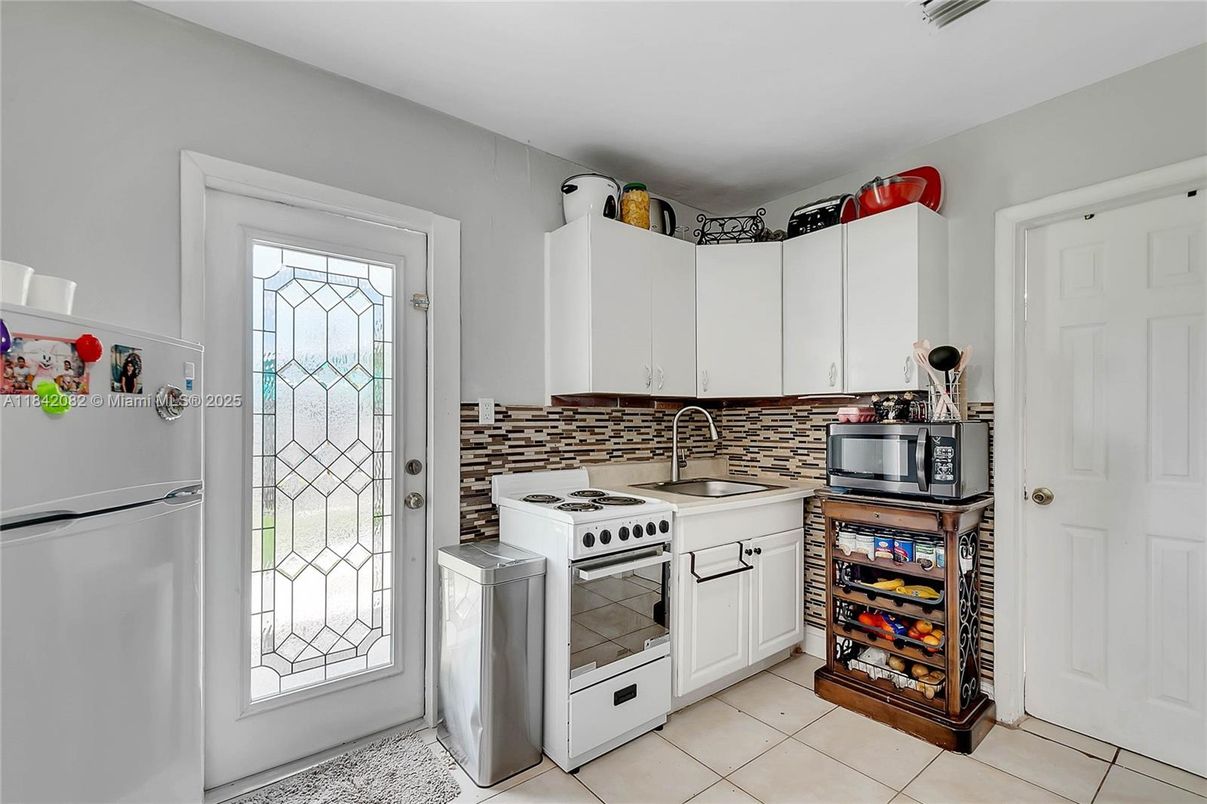 Interior, Kitchen