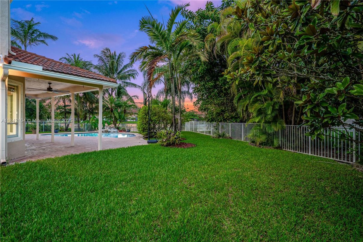 Backyard, Exterior, Pool