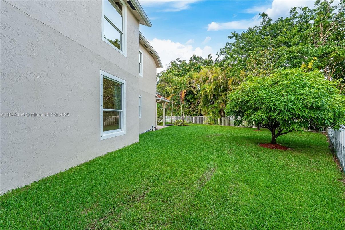 Backyard, Exterior