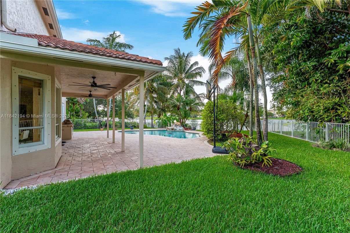 Backyard, Exterior, Pool