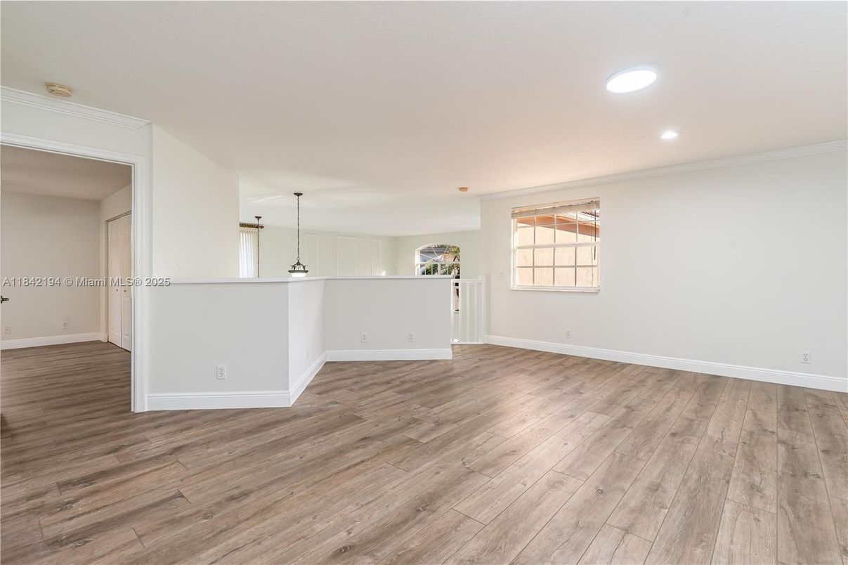Empty room, Interior, Pendant Lights, Recessed Lighting, Wood Texture Flooring
