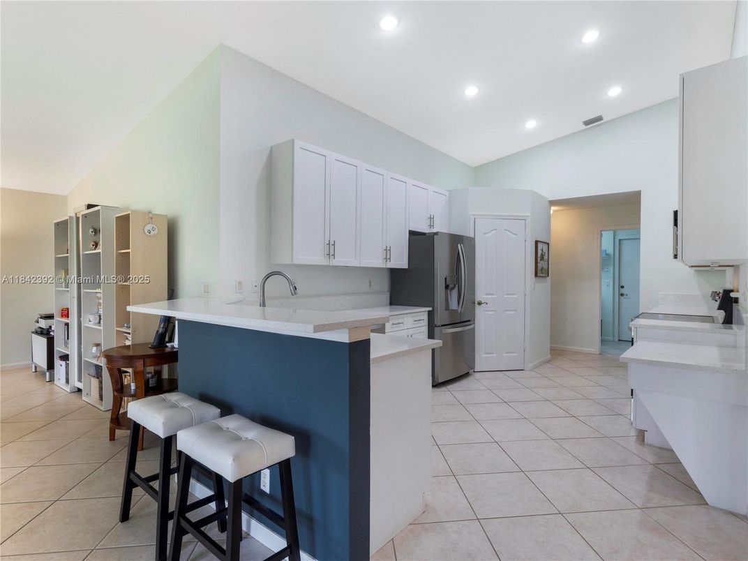 Interior, Kitchen, Recessed Lighting