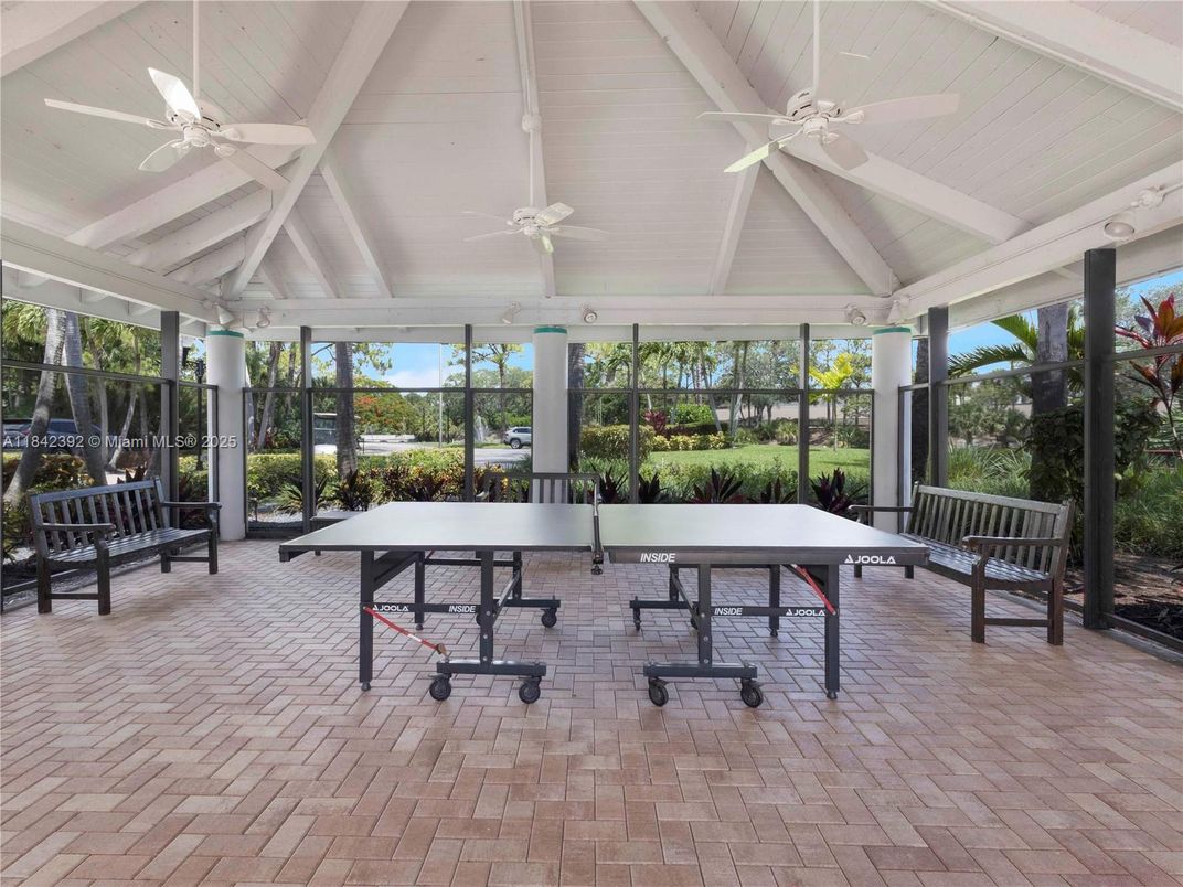Game Room, Interior, Sun Room
