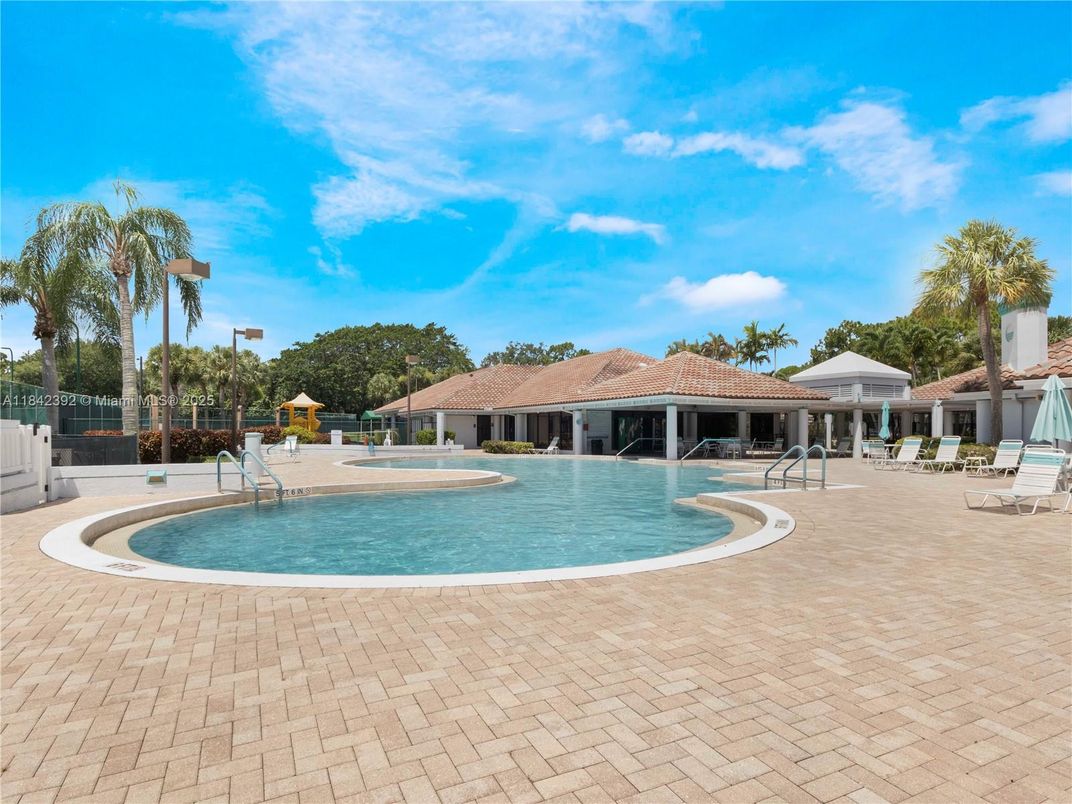 Exterior, Playground, Pool