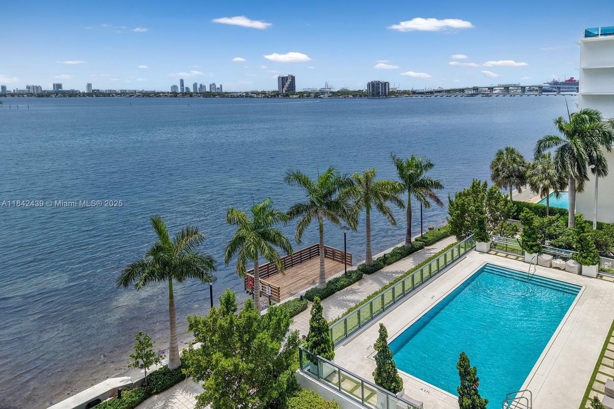 Exterior, Pool, Water