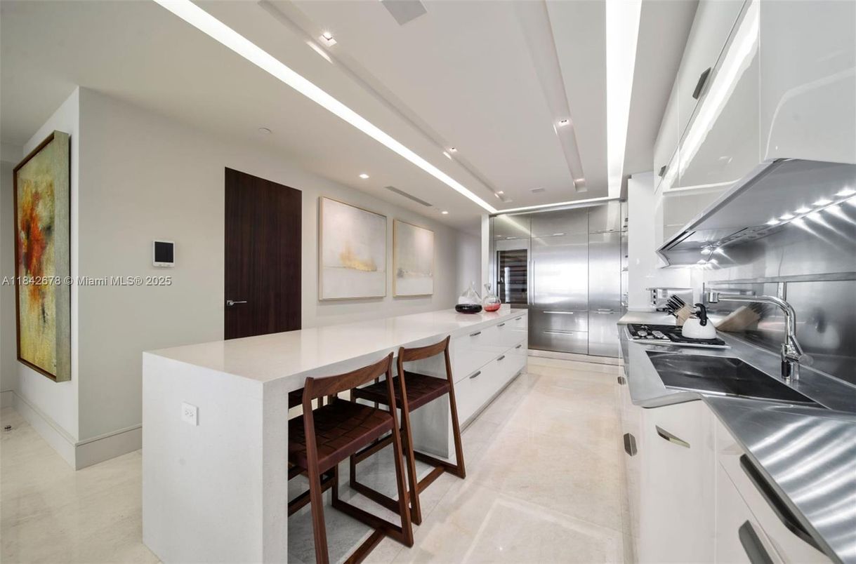 Interior, Kitchen, Recessed Lighting