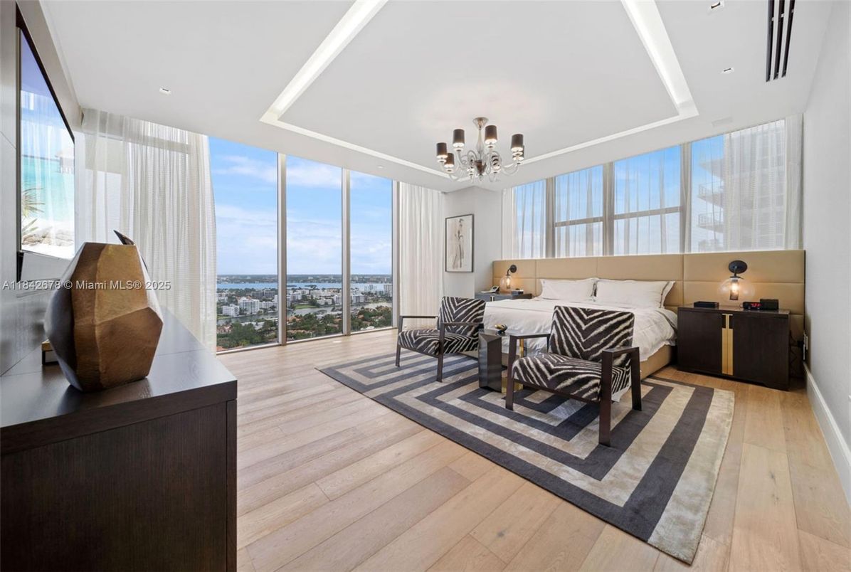 Bedroom, Chandelier, Interior, Living room, Recessed Lighting, Wood Texture Flooring