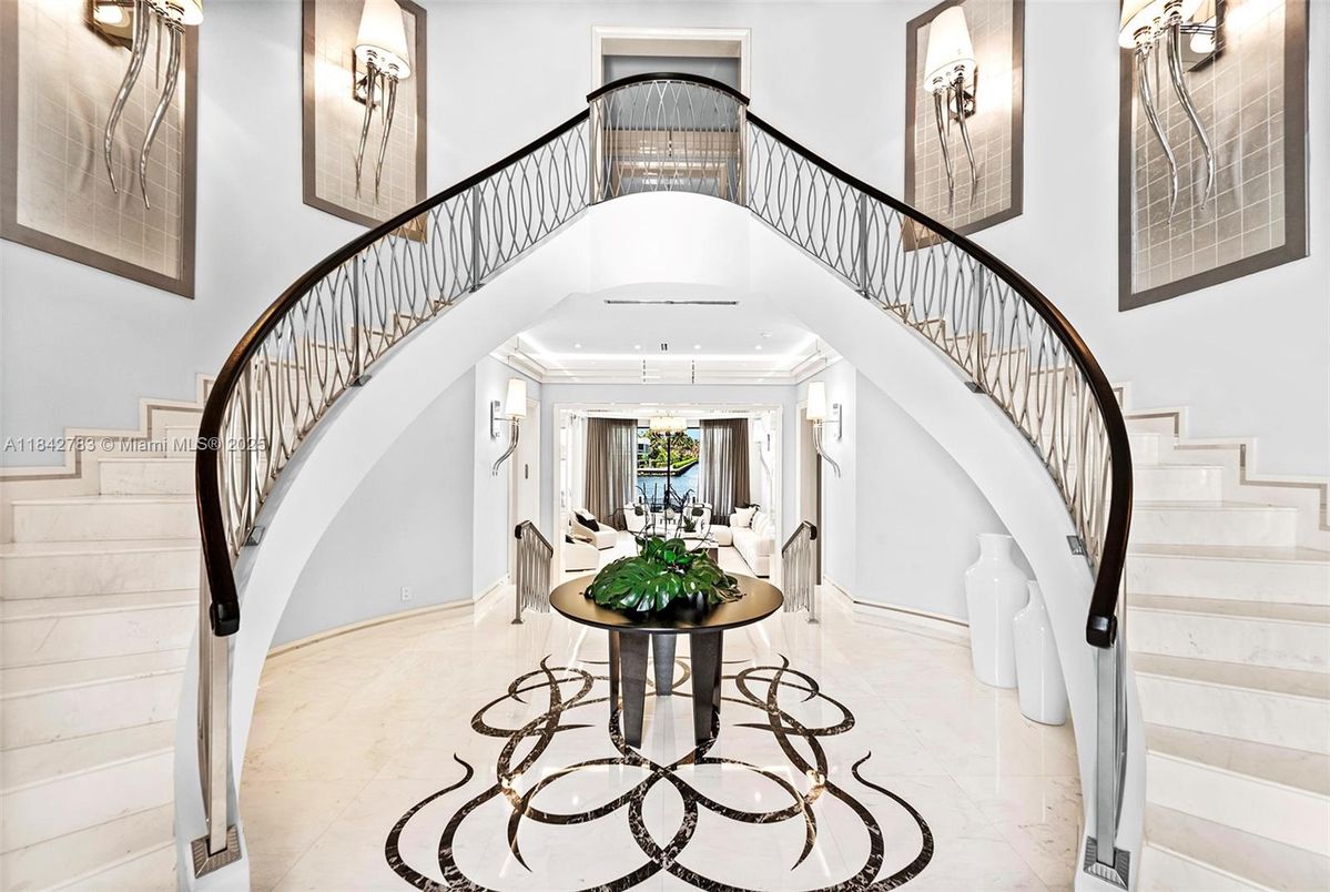 Interior, Marble, Recessed Lighting