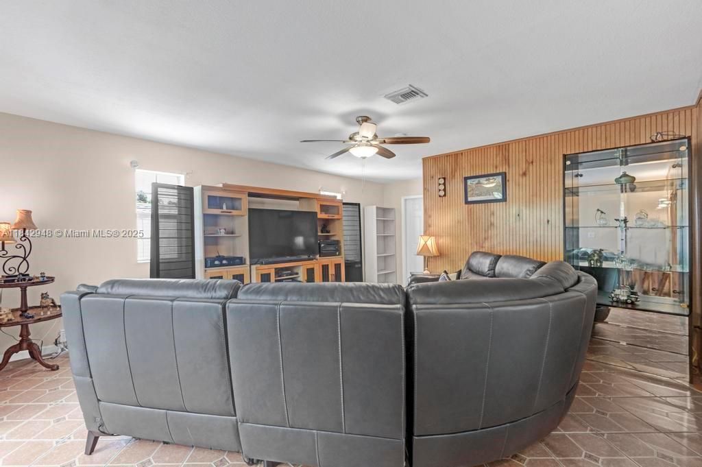 Home Theatre Room, Interior, Living room, Wooden Walls