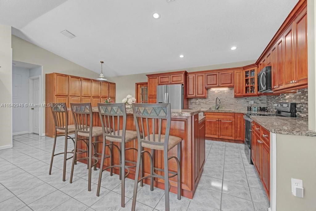 Interior, Kitchen, Pendant Lights, Recessed Lighting
