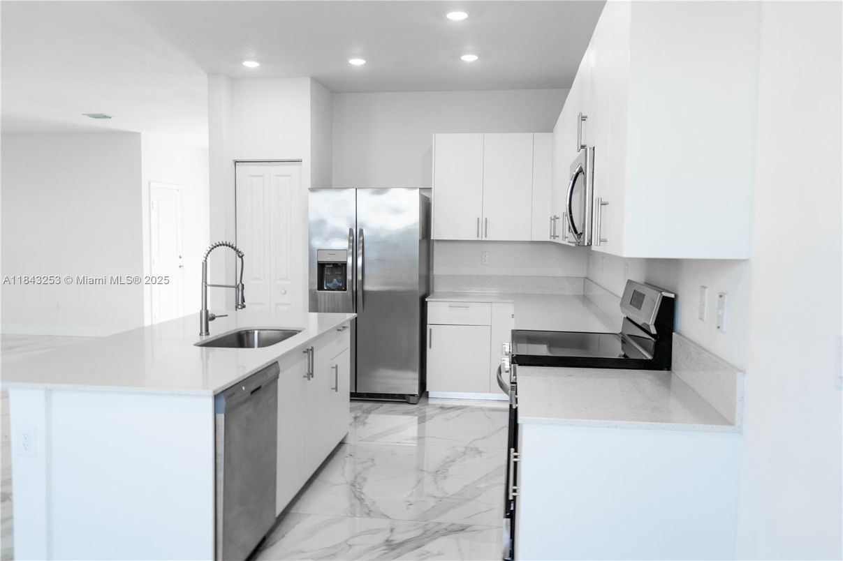 Interior, Kitchen, Marble, Recessed Lighting, Stainless Steel Appliances
