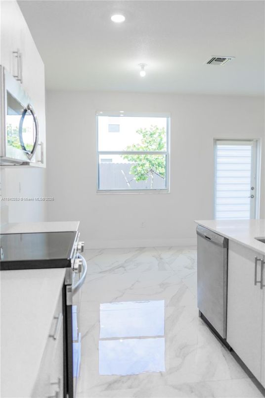 Interior, Marble, Recessed Lighting