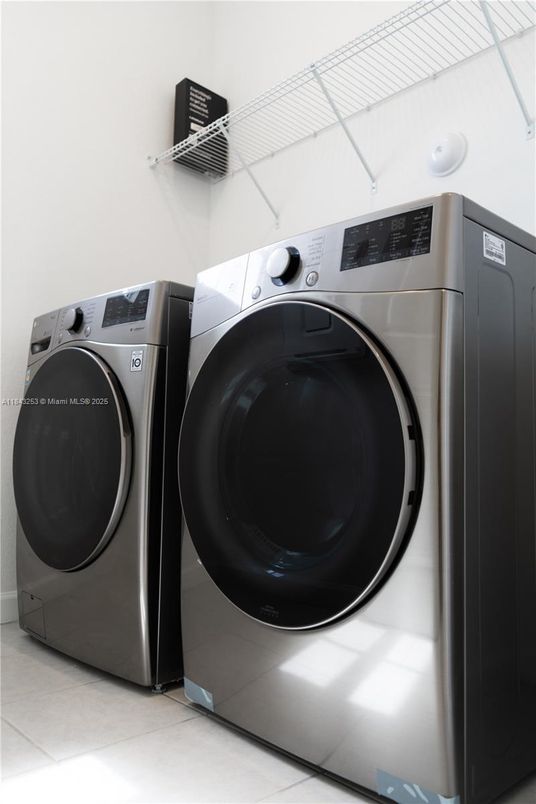 Interior, Utility Closets, Washer