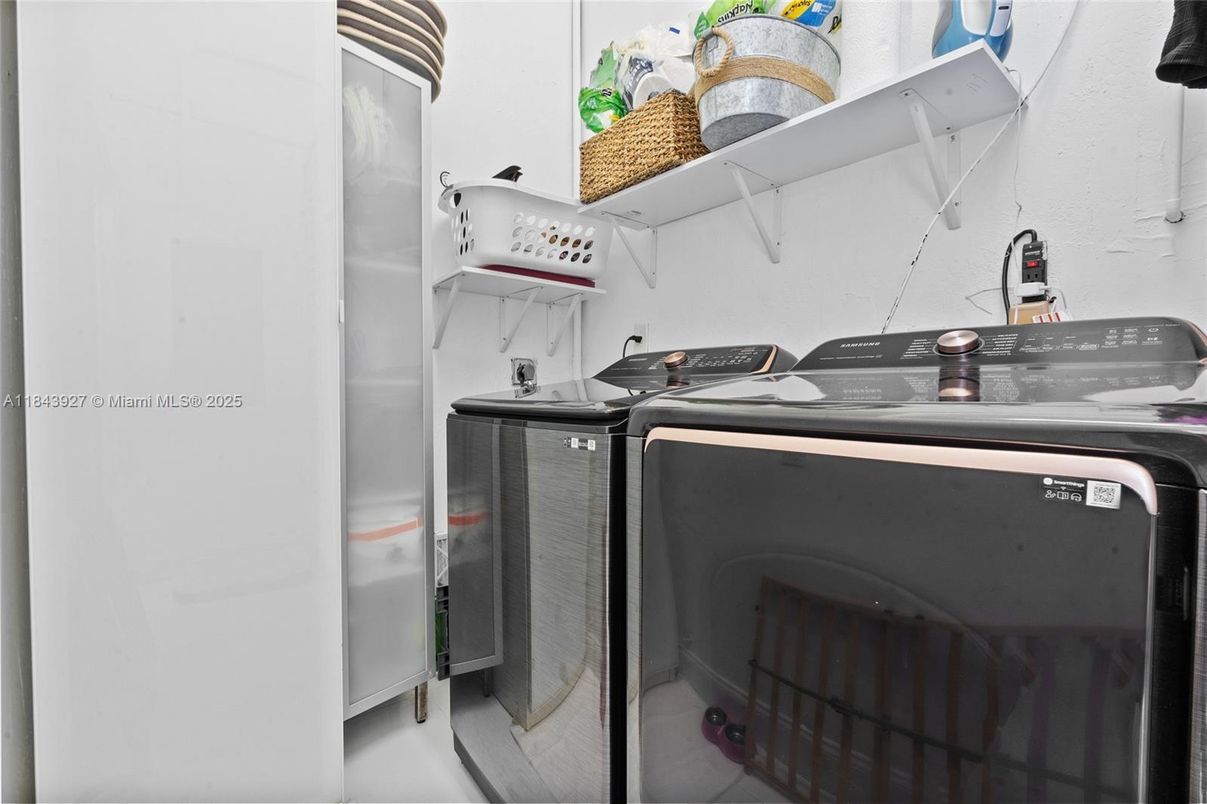 Interior, Washer