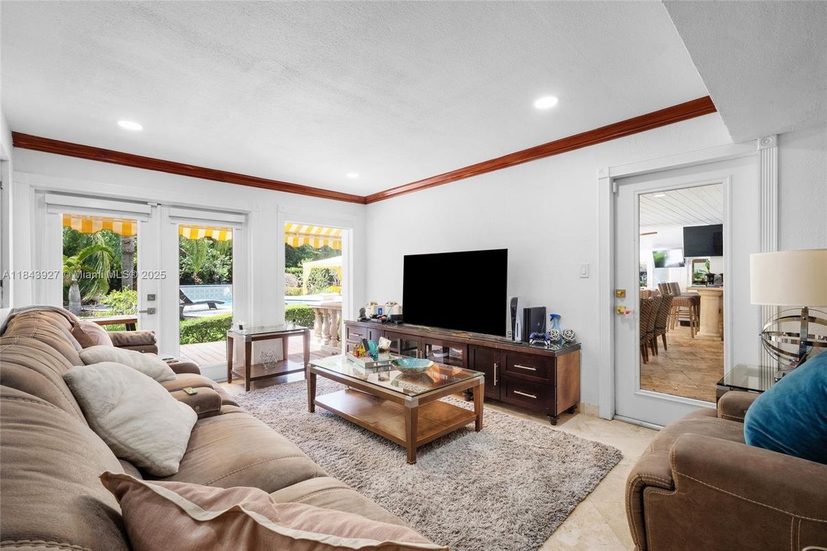 Interior, Living room, Recessed Lighting