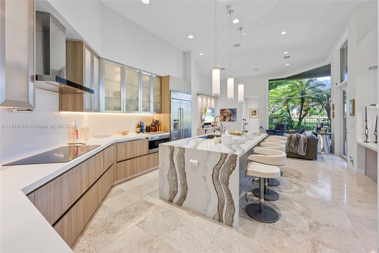 Interior, Kitchen, Pendant Lights, Recessed Lighting, Stainless Steel Appliances