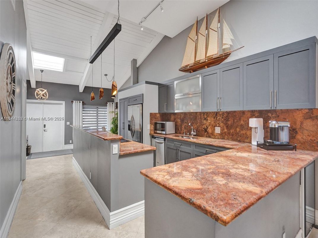 Interior, Kitchen, Pendant Lights