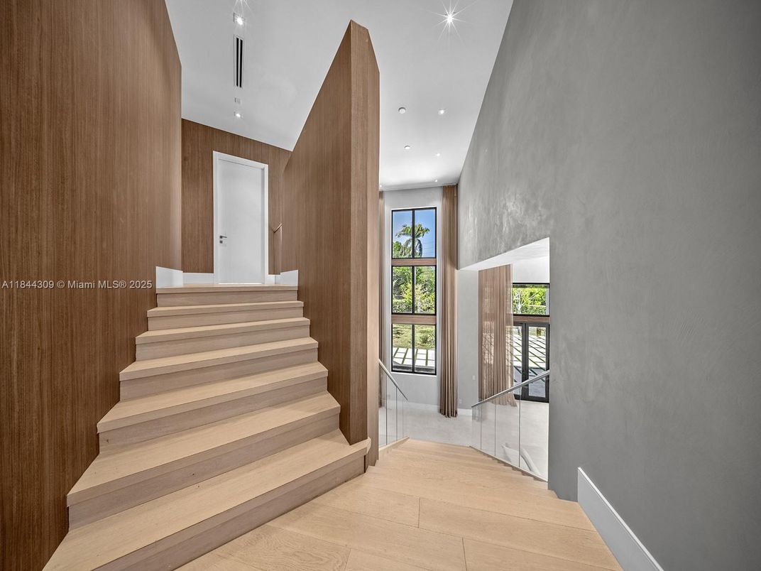 Interior, Recessed Lighting, Wood Texture Flooring, Wooden Walls